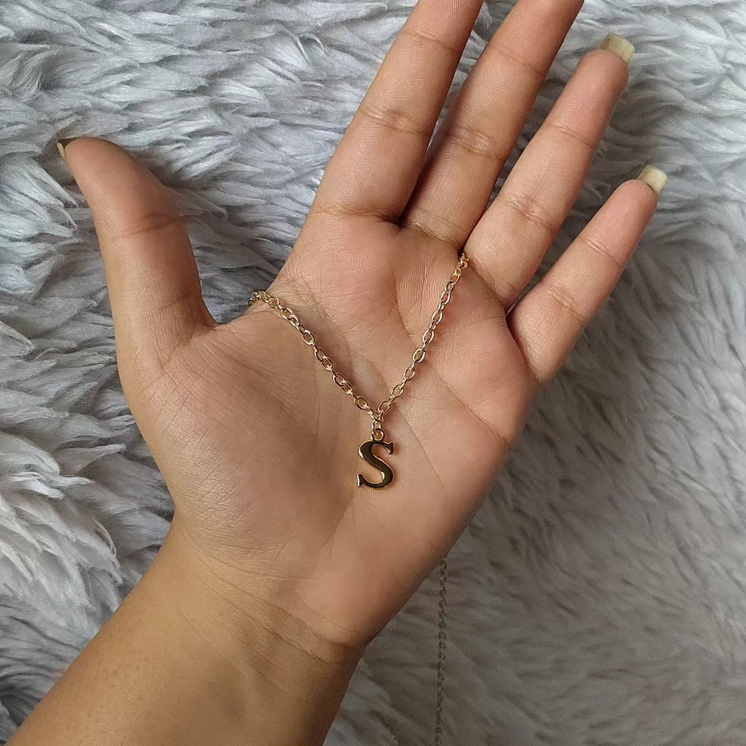 Initial Neckchain