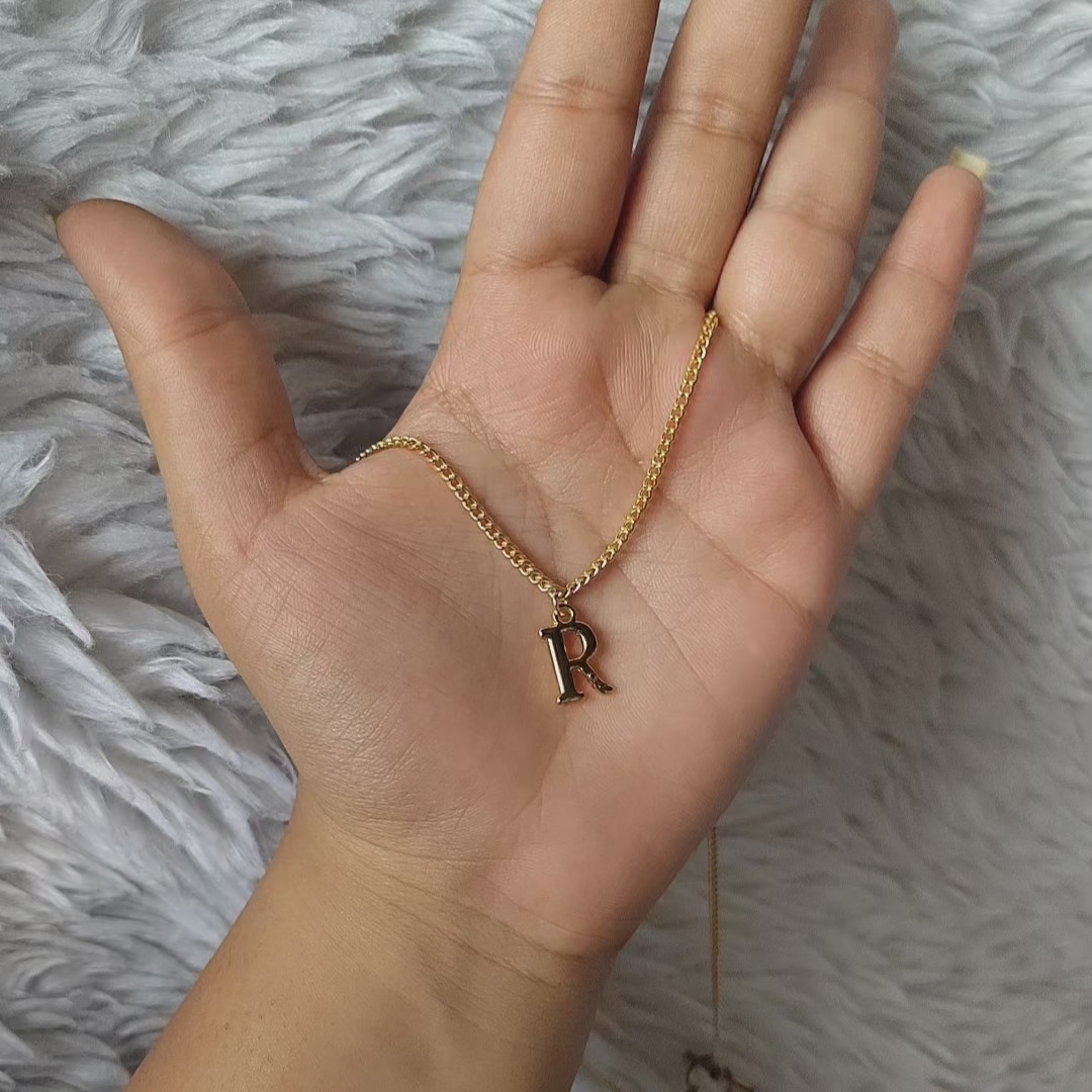 Initial Neckchain