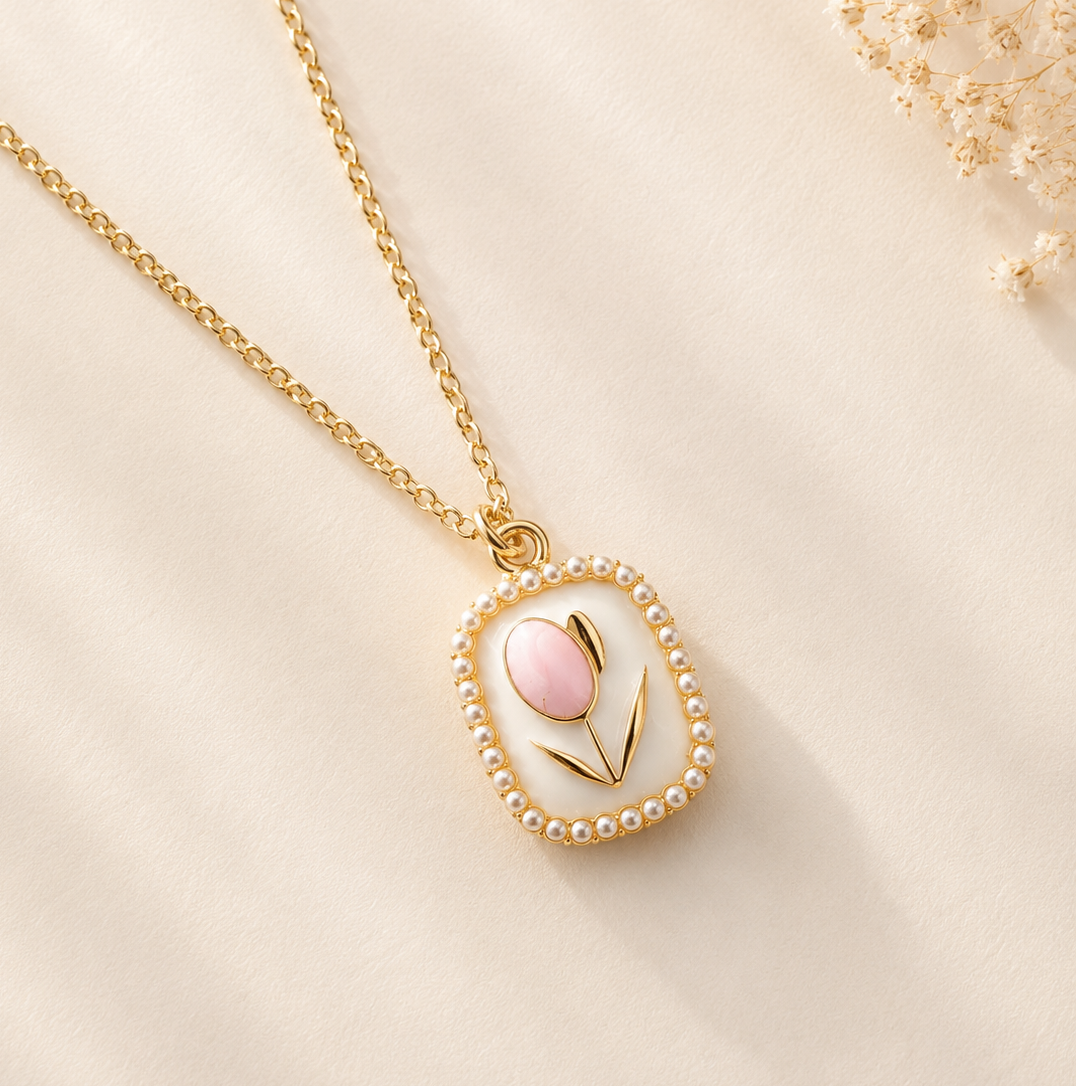Pearl Tulip Neckchain