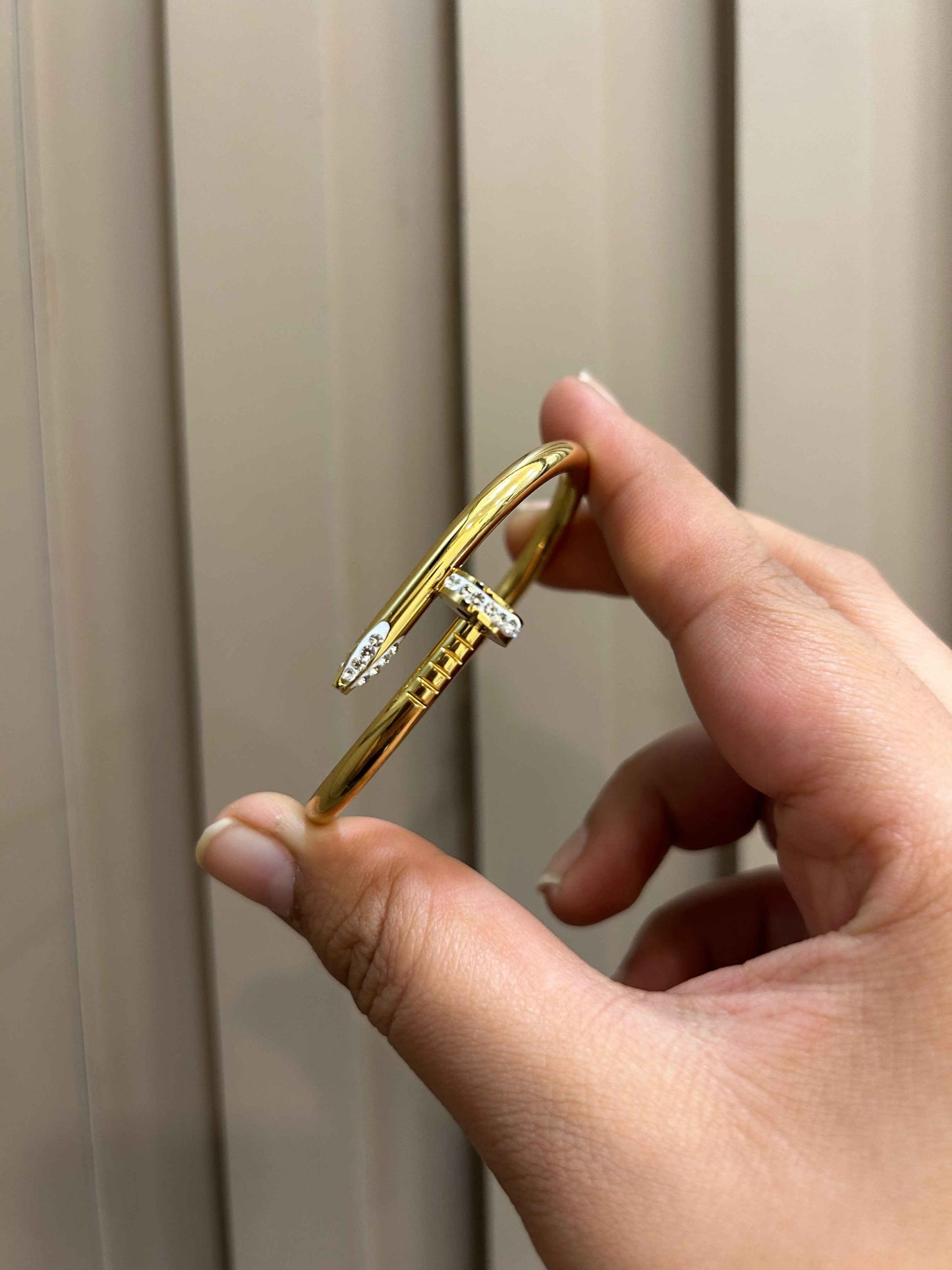 Nail Thin Wrist / Baby Size Bracelet