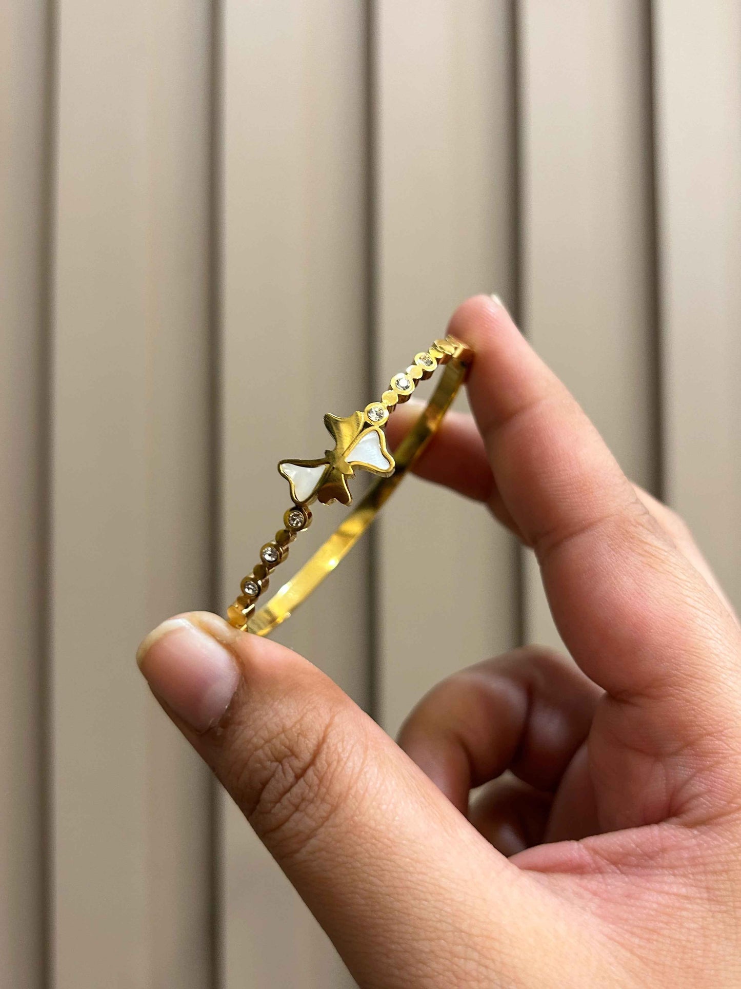 Bow - Thin Wrist / Baby Size Bracelet