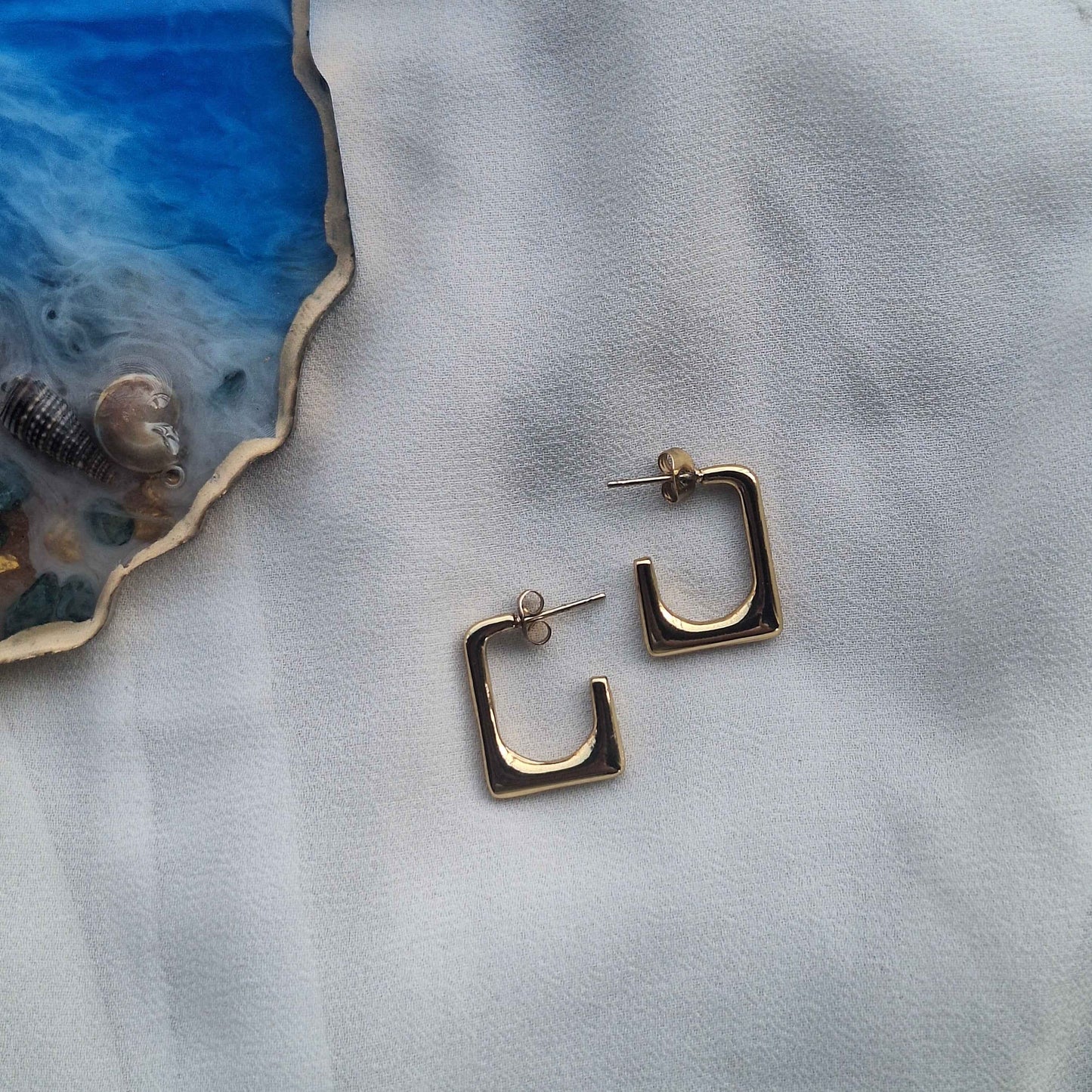 Rectanglular Hoops | Fine Fusionn