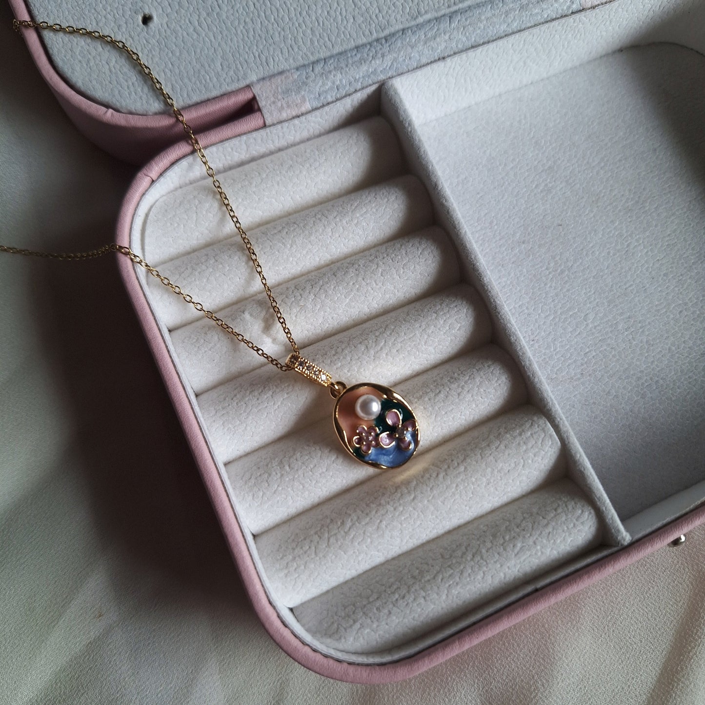 Petal Pearl Neckchain - Fine Fusionn