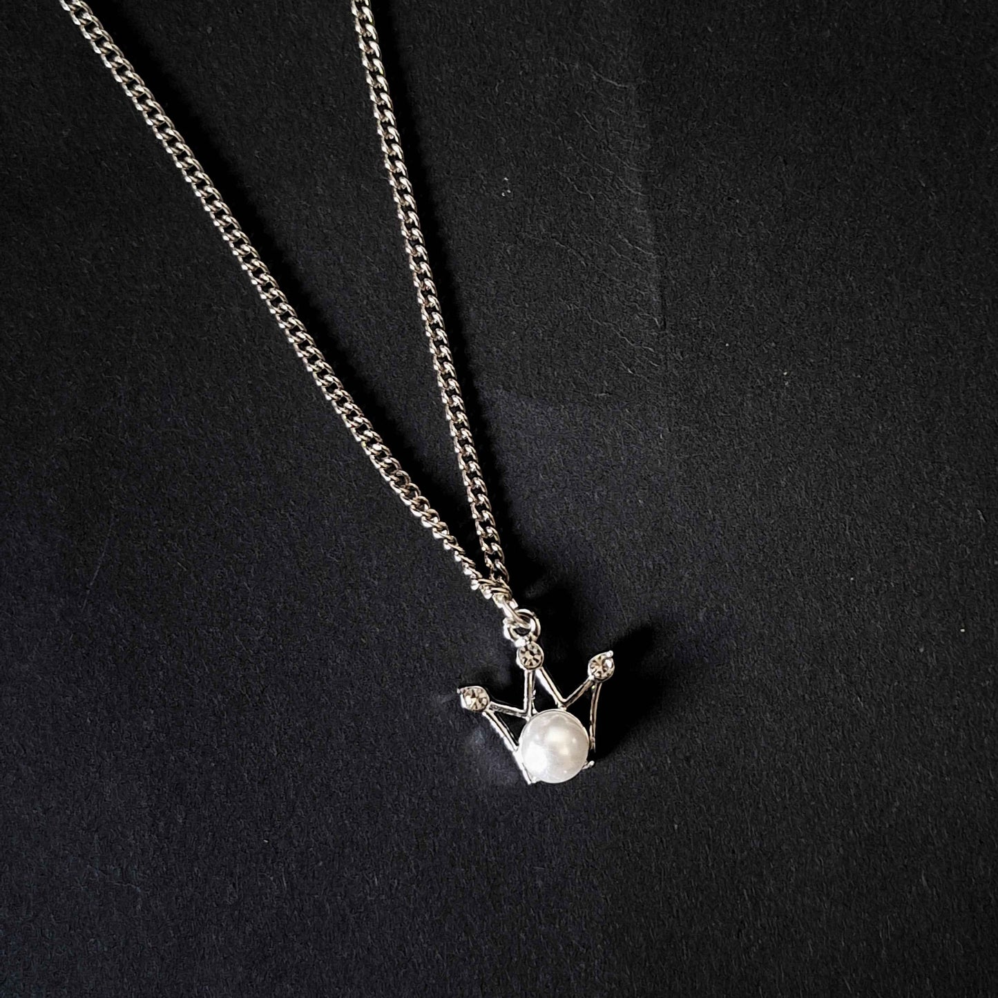 Crown Neckchain | Fine Fusionn