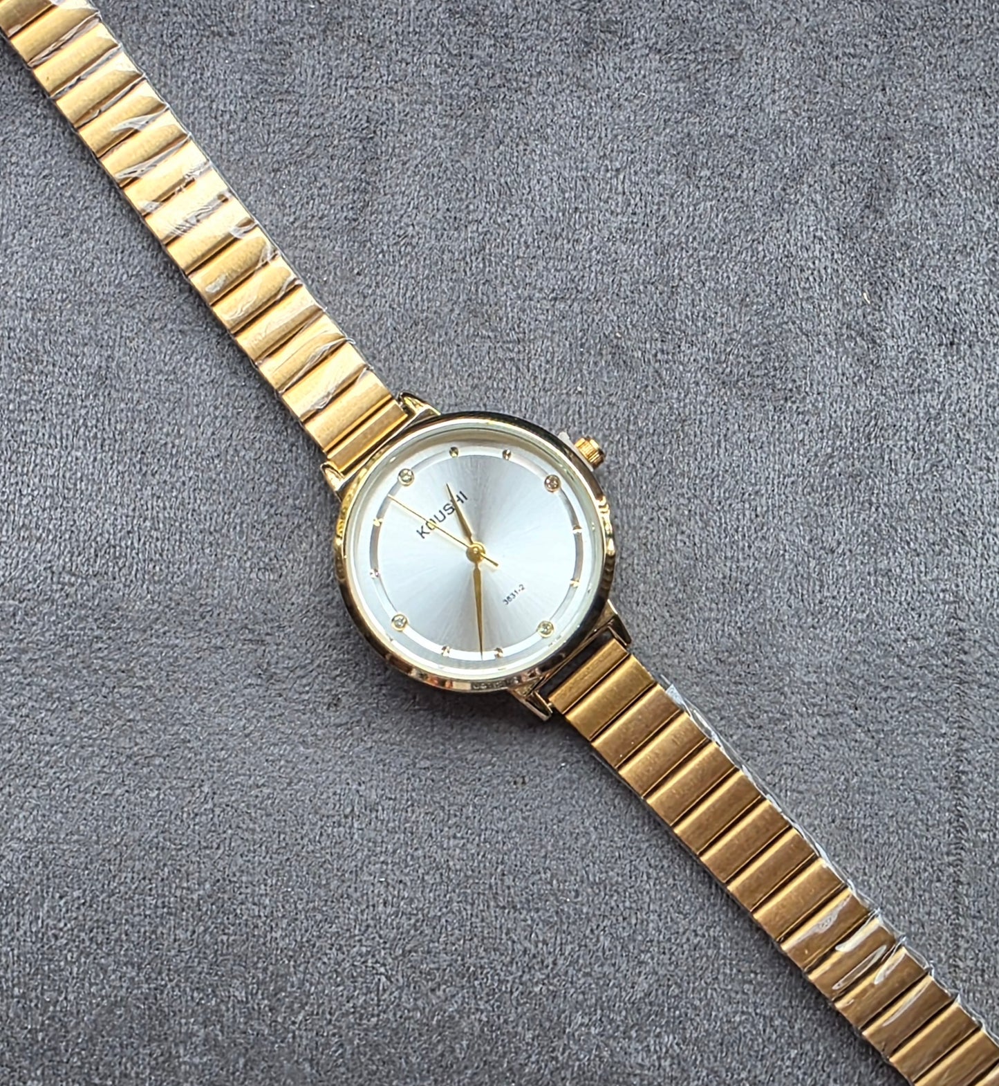 Circle Dial Vintage Watch