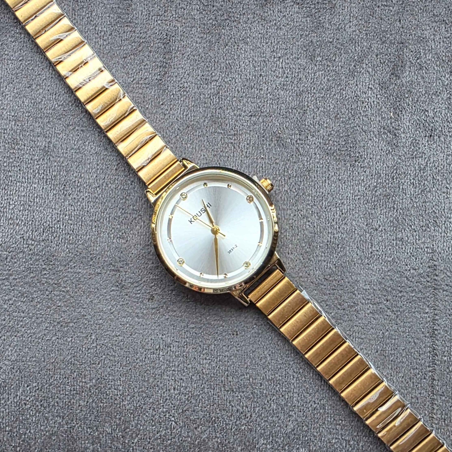 Circle Dial Vintage Watch