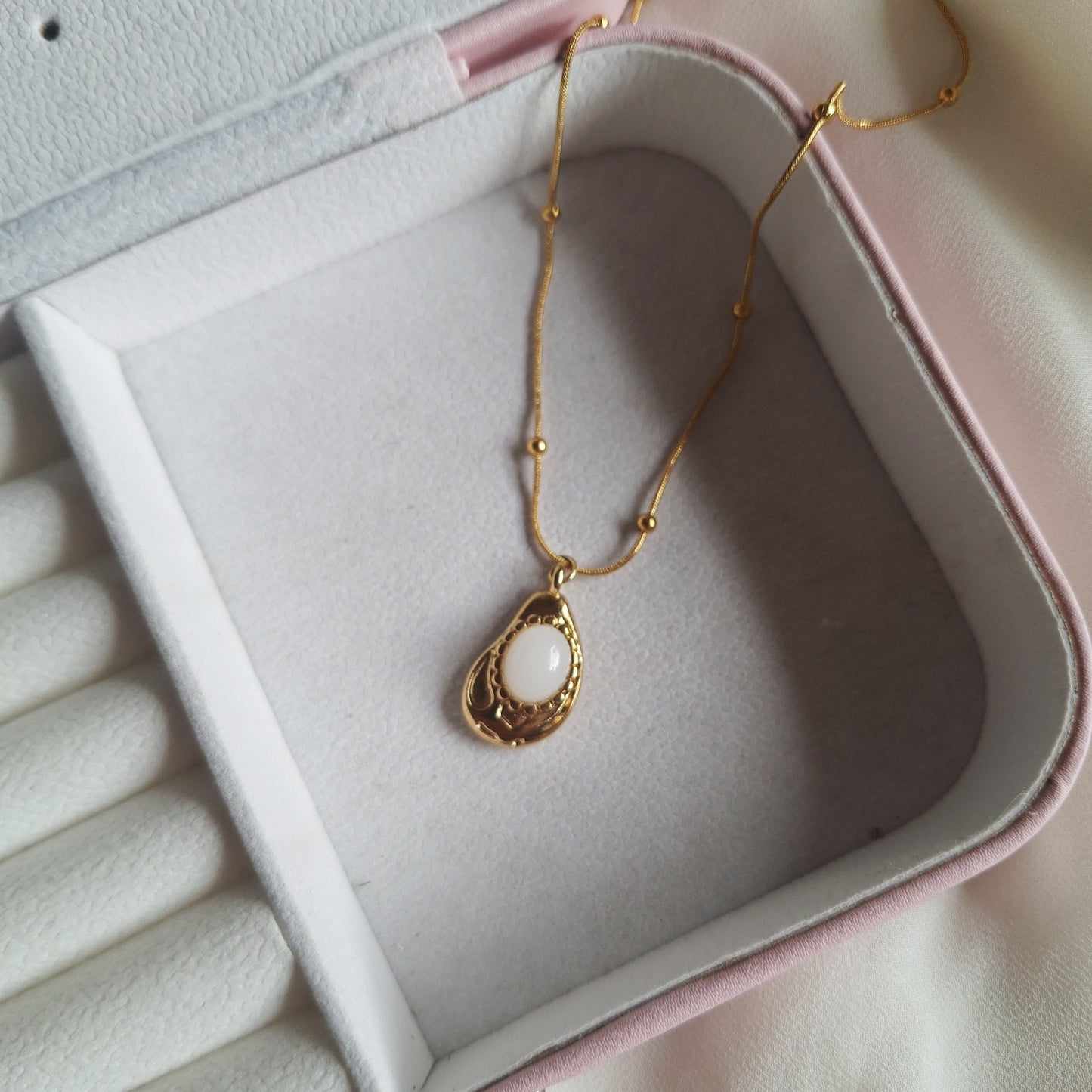 Vintage Whisper Neckchain - Fine Fusionn