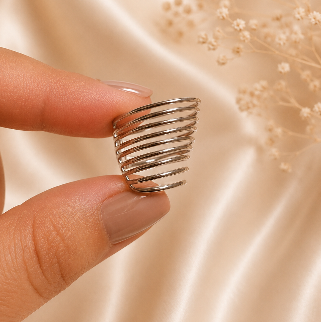 Silver Spiral Earcuff