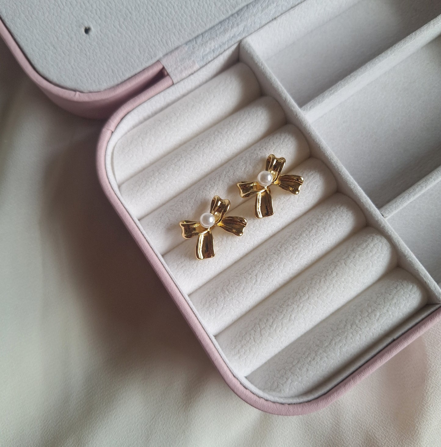 Bow Studs