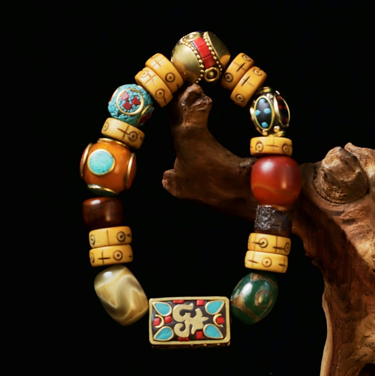 Eva Cuff: Elevated Elegance with Affordable Anti-Tarnish Style for ...