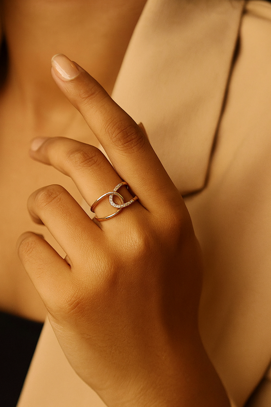 Serene Swirl Ring (Adjustable)