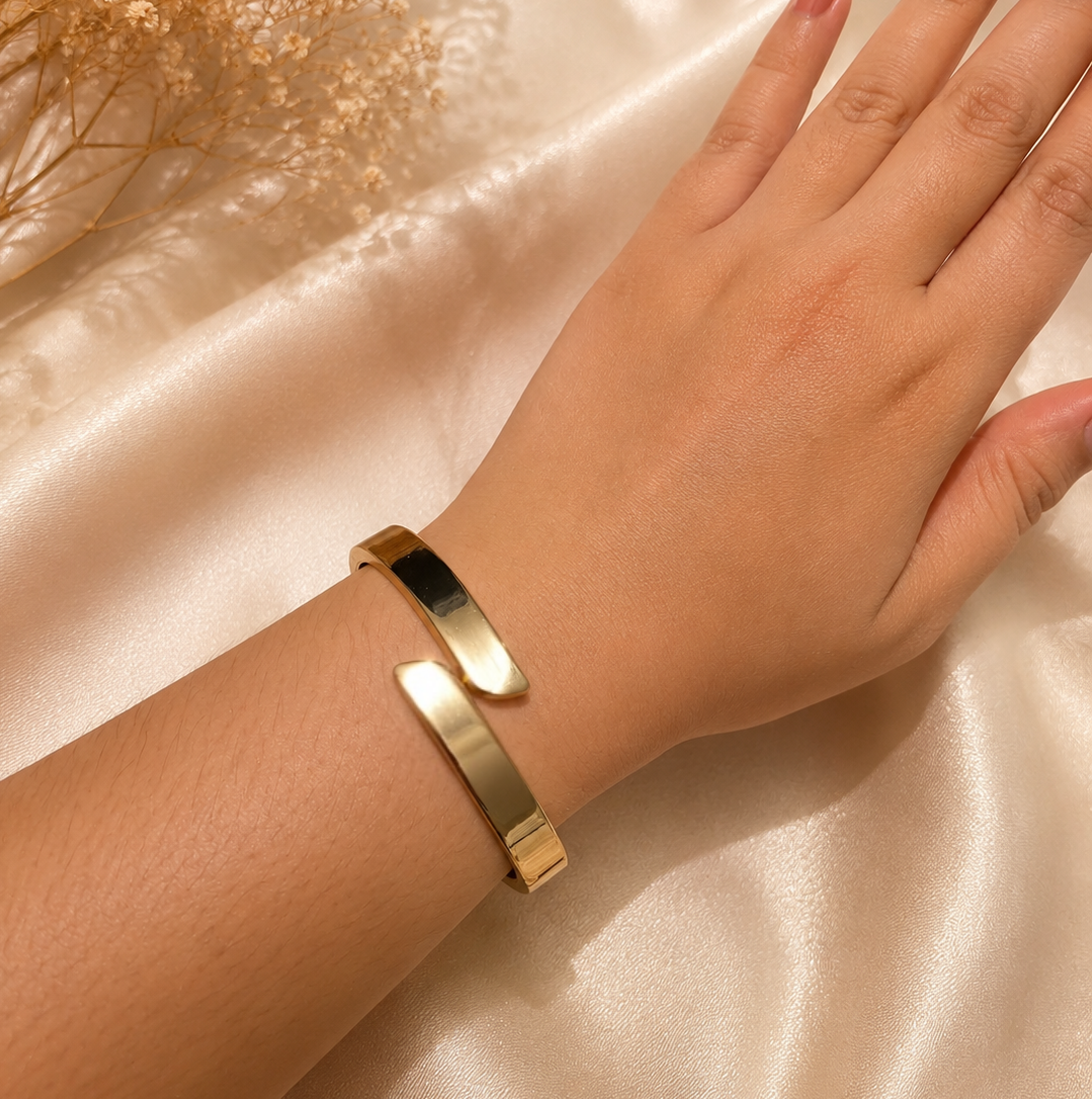 Monarch Cuff