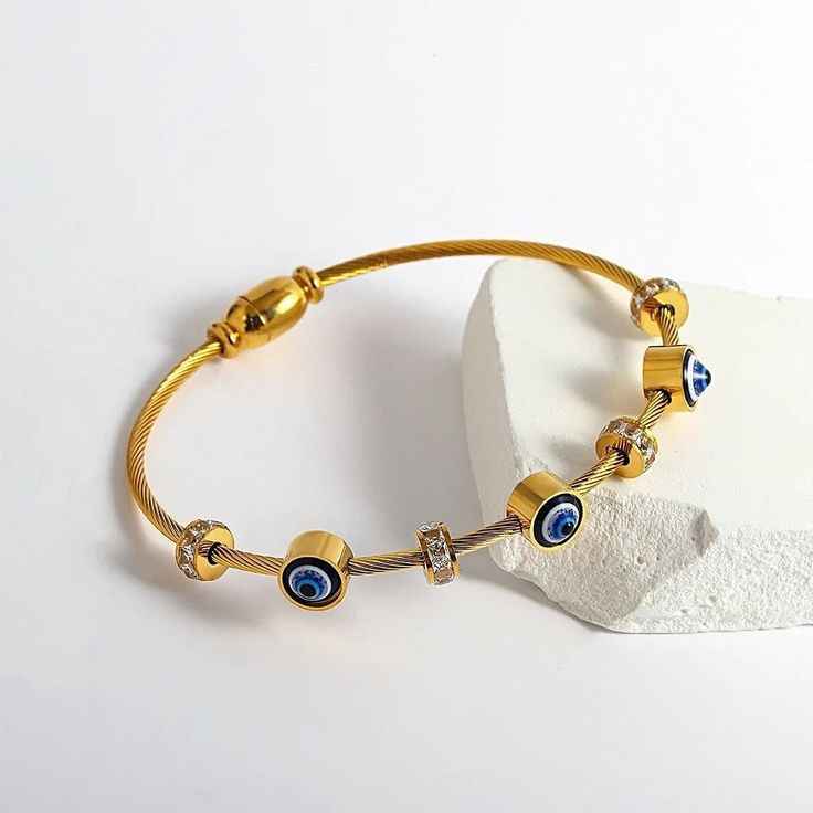 Evil Eye Magnetic Lock Bracelet