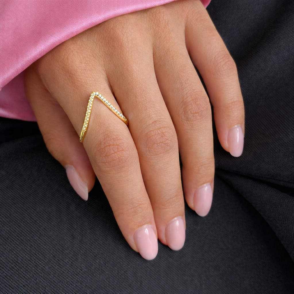 Diamond V Ring (Adjustable)