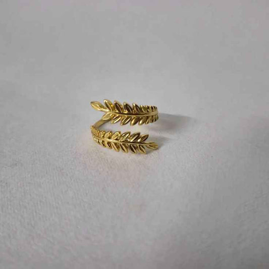 Golden Leaf Ring (Adjustable)