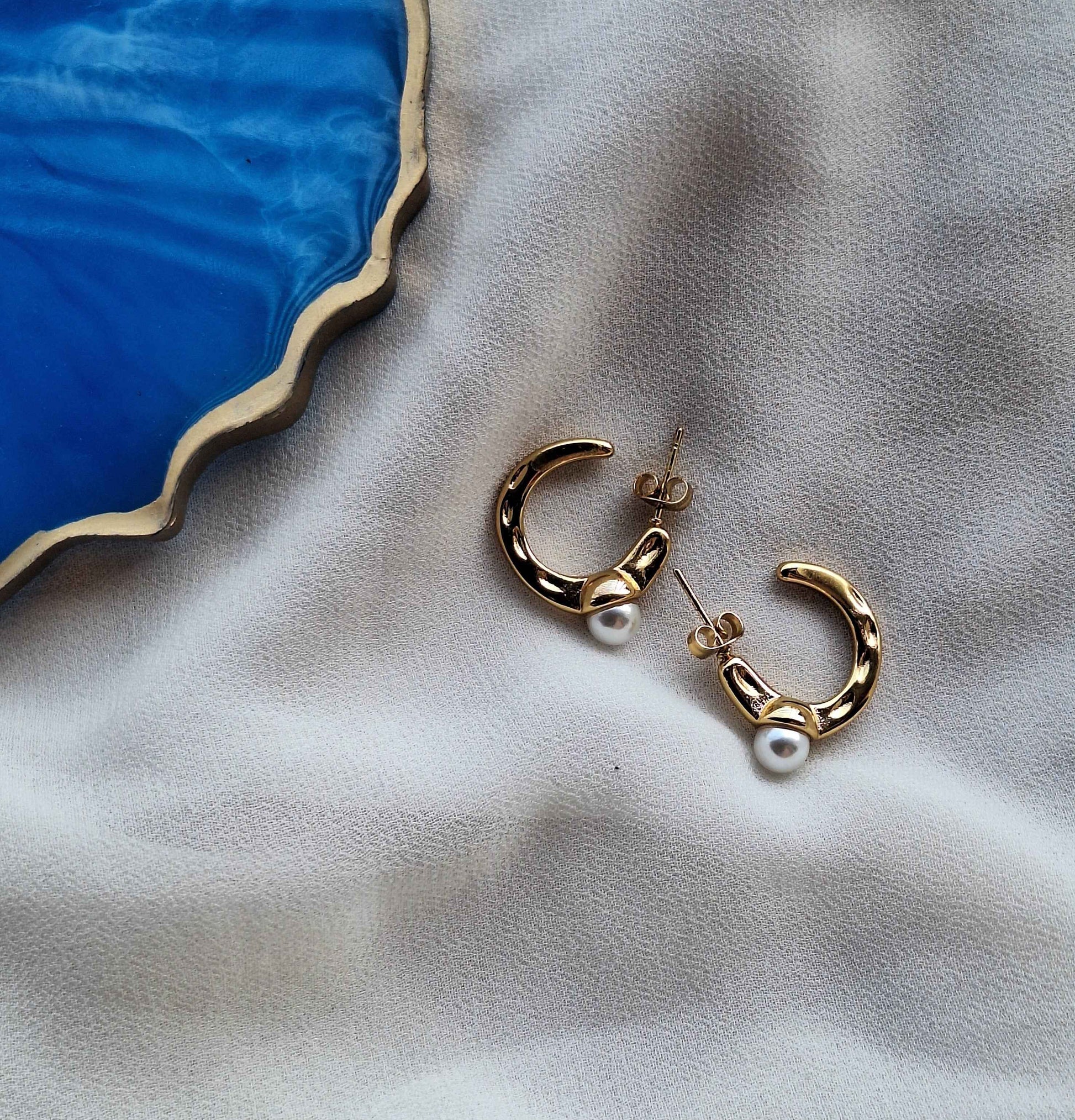Solitaire Pearl Arcs | Fine Fusionn