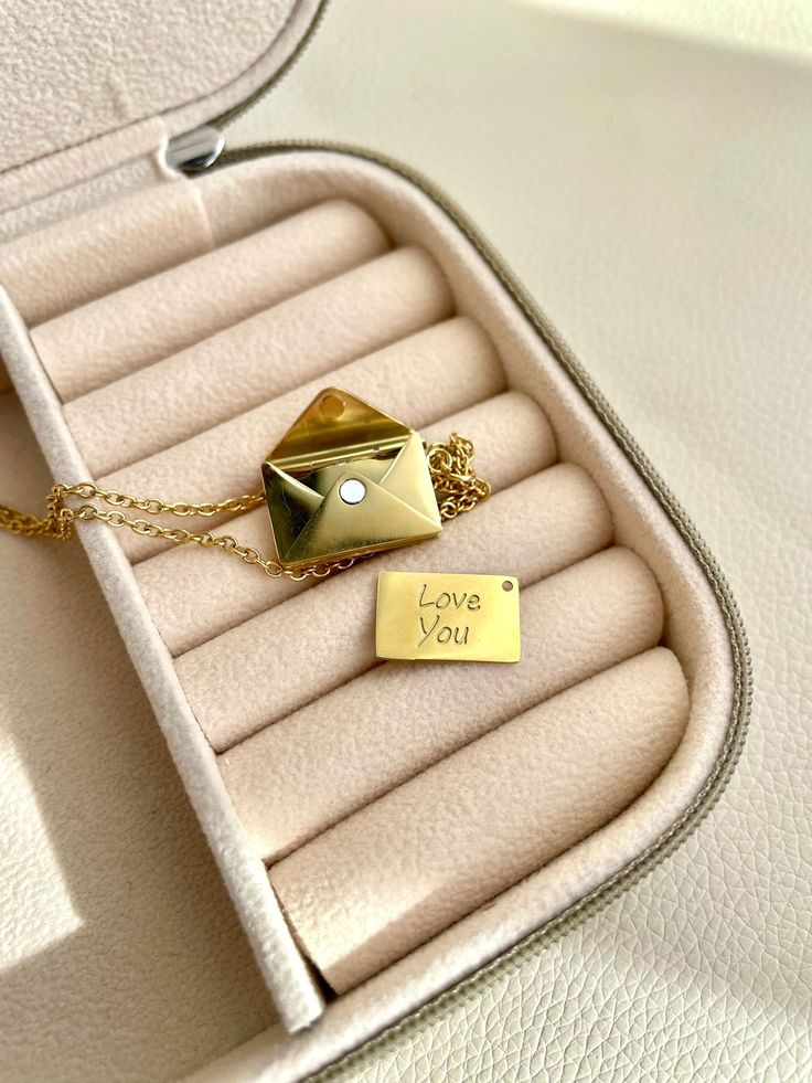 Secret Message Neckchain