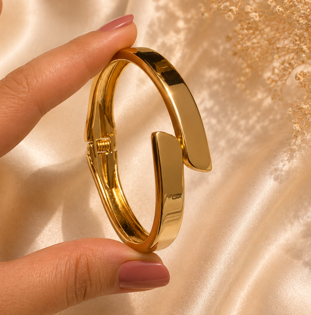 Monarch Cuff