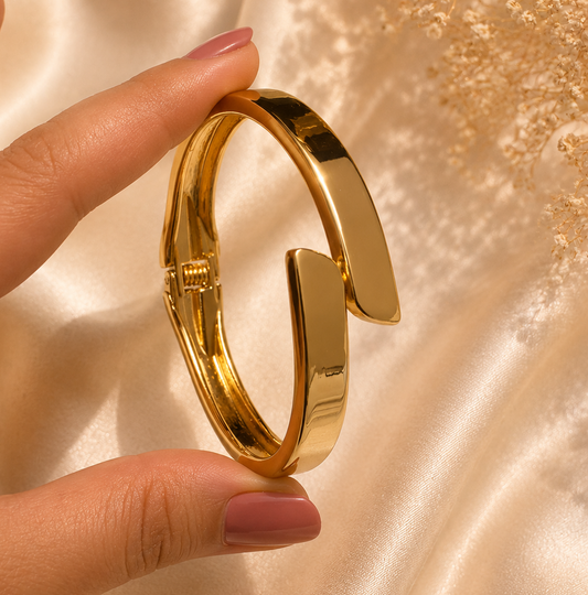 Monarch Cuff