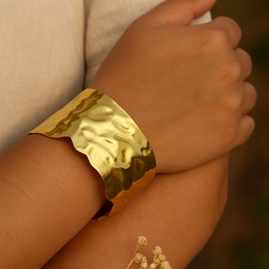 Eva Cuff